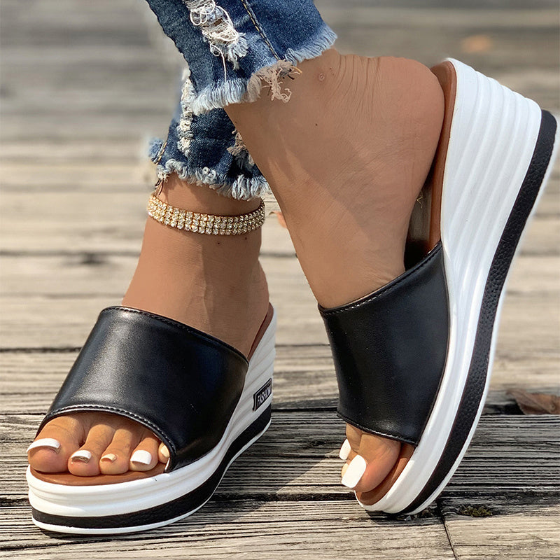 Stylish Fish Mouth Wedges with Hollow Design for Women Summer Wear