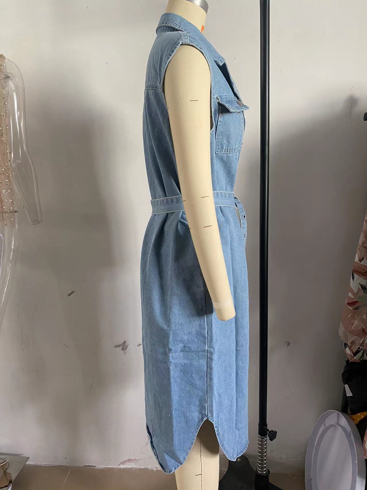 Sleeveless Denim Dress with Cinched Waist and Polo Collar