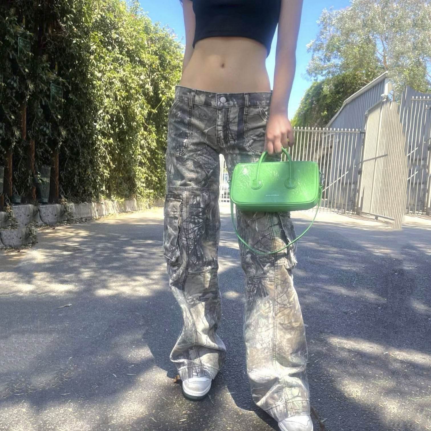 Summer Low Waist Straight Trousers with Pockets in Camouflage Print