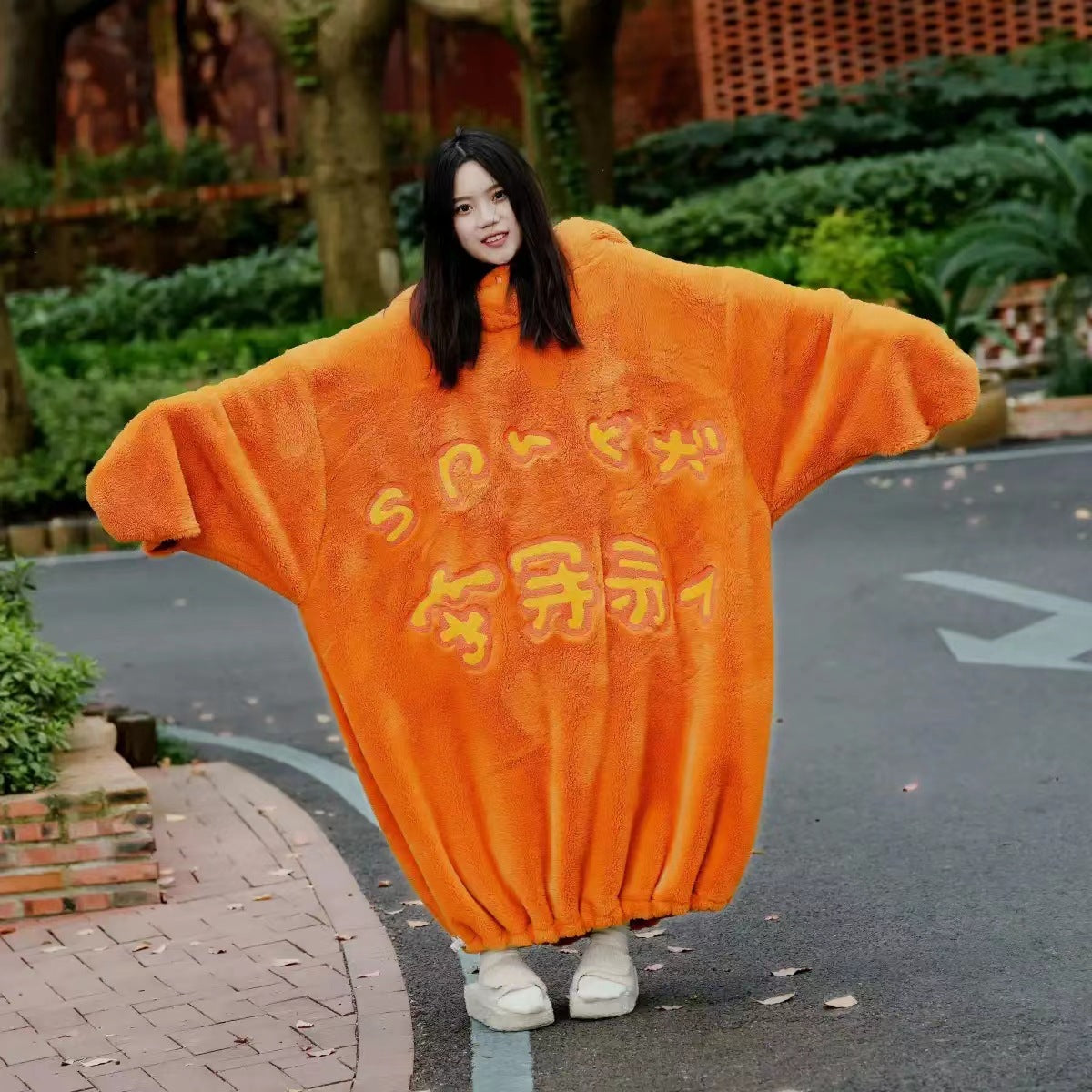 Girlfriends Clothes Fleece-lined Thickened Plus Size Robe Can Be Outerwear Homewear Halloween